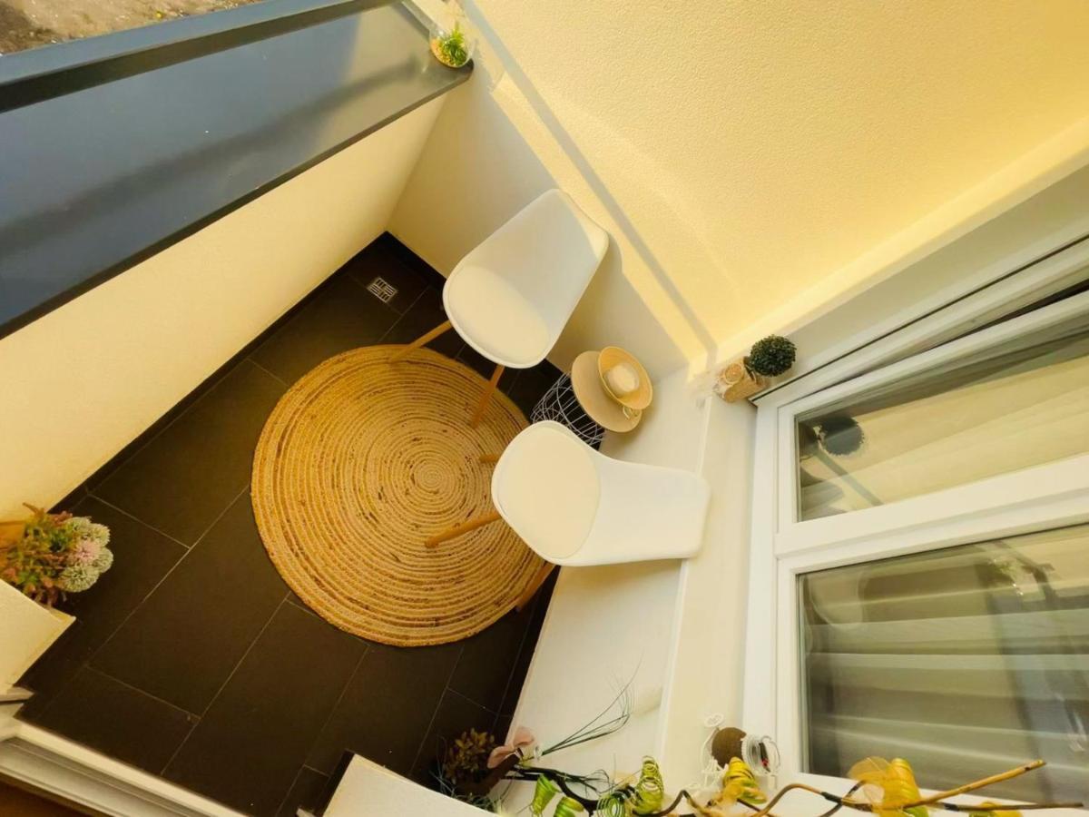 Apartamento Stan Na Dan "Apartman Purple" Banja Luka Exterior foto